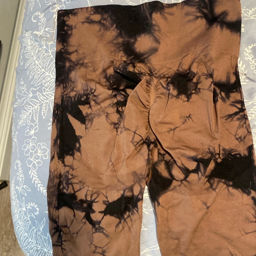 Booty scrunch leggings
